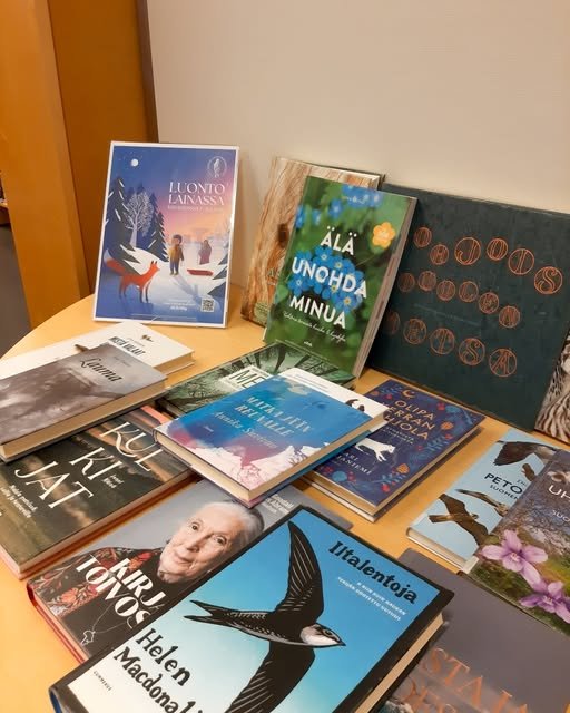 Tällä viikolla kirjastoissa vietetään Luonto lainassa -viikkoa! 💚 Luonto lainassa -viikko muistuttaa lähiluonnon tärke...