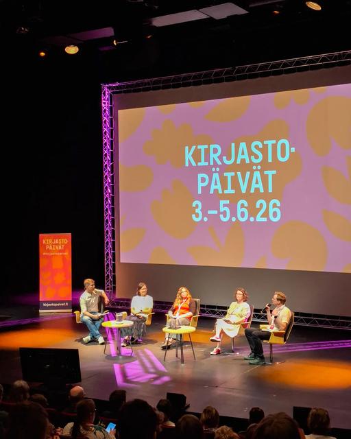 Terveisiä Oulun kirjastopäiviltä! Osa Inarin kunnankirjaston väestä vietti viime viikon valtakunnallisilla kirjastopäiv...