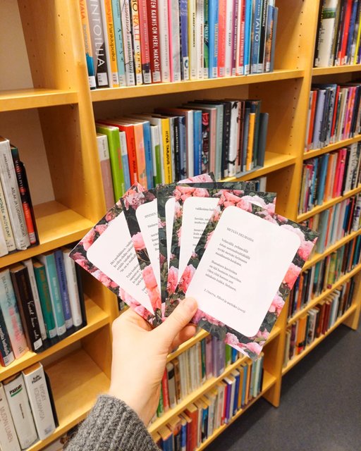 Hyvää kirjan ja ruusun päivää! 📖🌹 Päivän juuret ulottuvat 1920-luvun Kataloniaan. Päivä valikoitui alun perin kahden k...