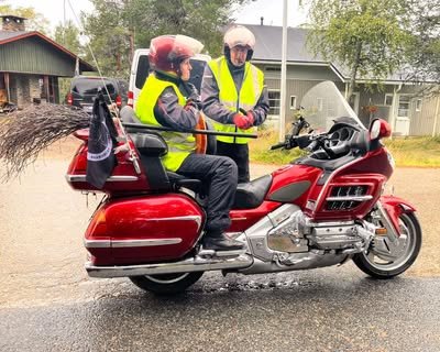 Nyt on kyläluudalla ollut sen verran villi festari...