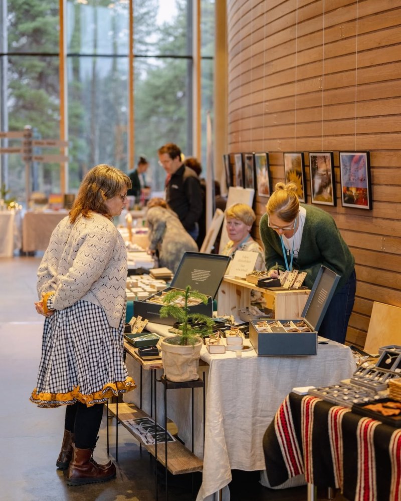 Anna tänä jouluna lahjaksi paikallista käsityötä. ...