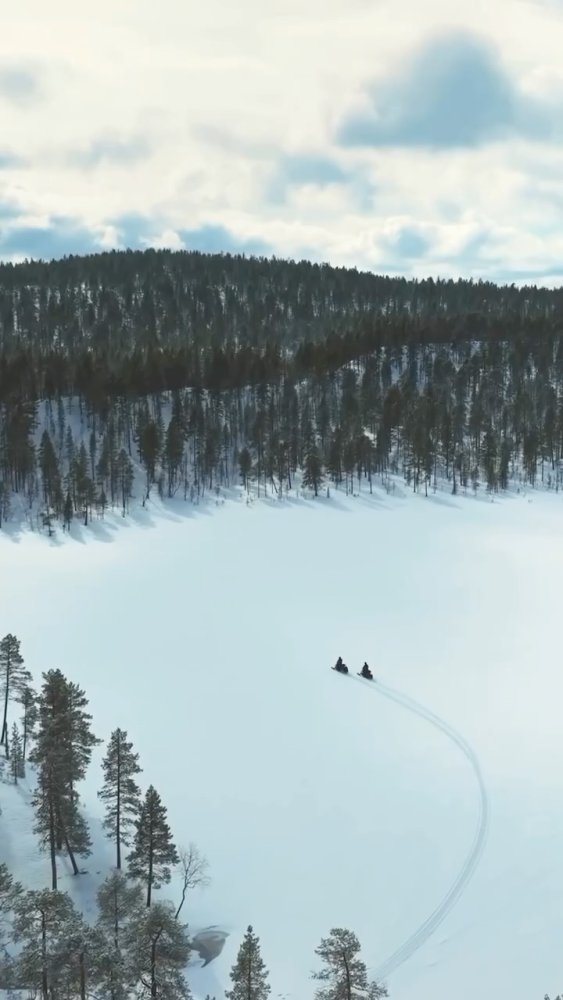 Happy New Year! Create it your way 💫 #lapland #lap...